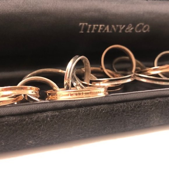 Tiffany 1837T interlocking circles